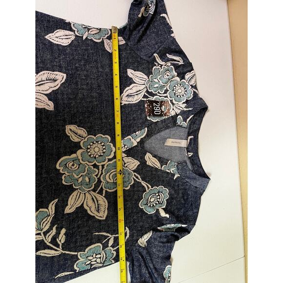 Honeyme Women's Floral V-Neck 3/4 Sleeve Blouse Blue Flowy Casual Size M - Picture 9 of 9
